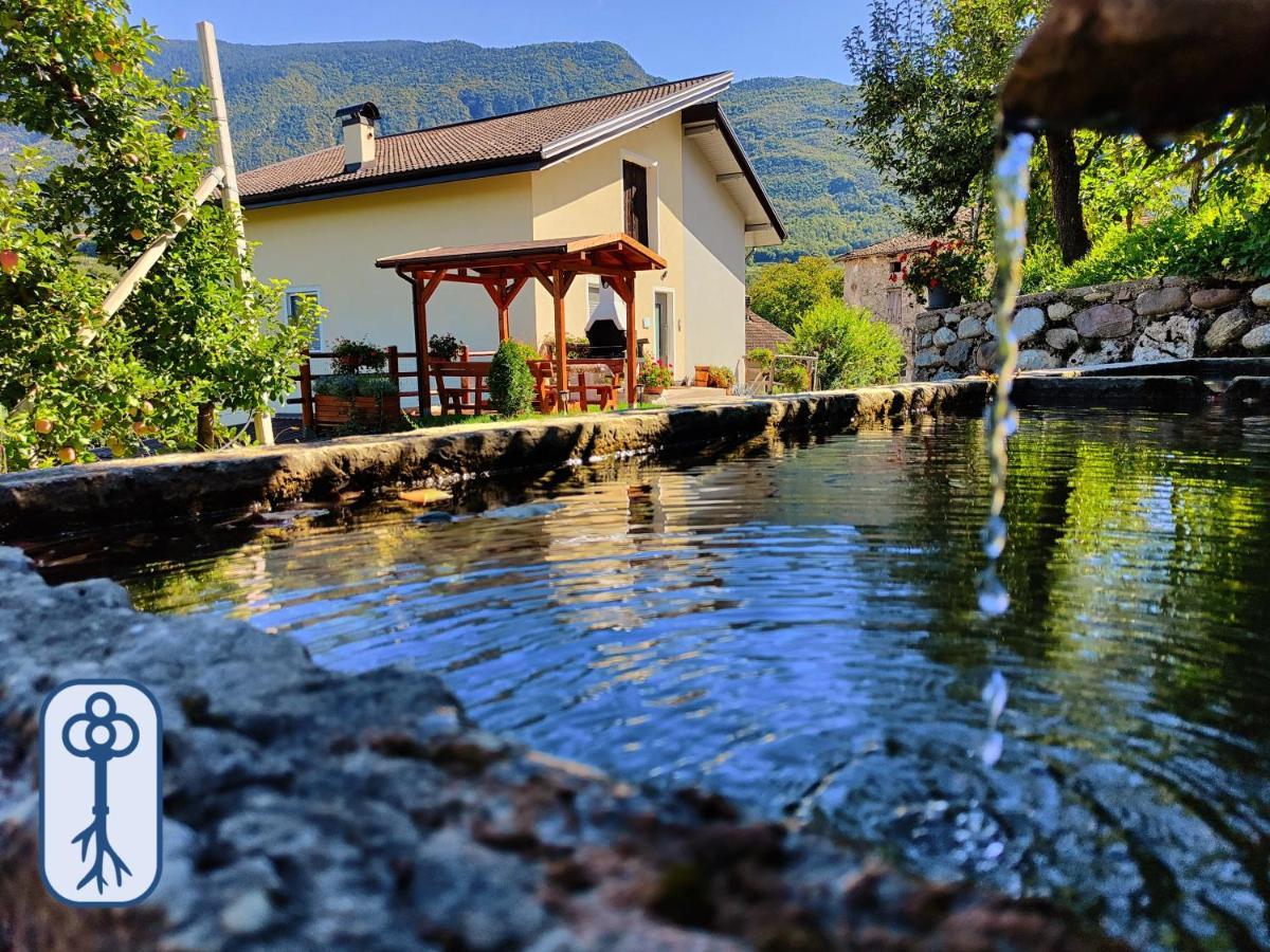 Casa Vacanze Antico Eremo, Tra Natura E Tradizione Campodenno Exteriör bild